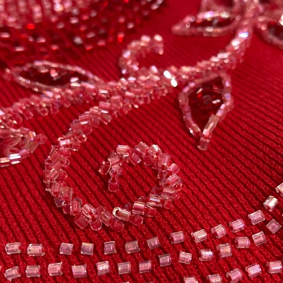 Red Embellished heavily beaded sweater - Picture 3 of 7
